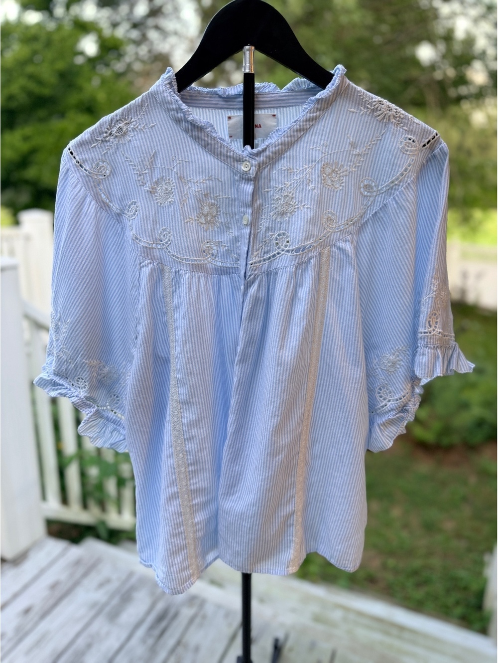 Xirena Women's Blue and White Striped Cotton Blouse with Embroidered Details, L